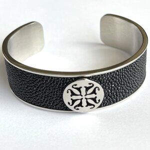 Rustic Cuff Lori Black & Stainless Stingray Logo Bracelet